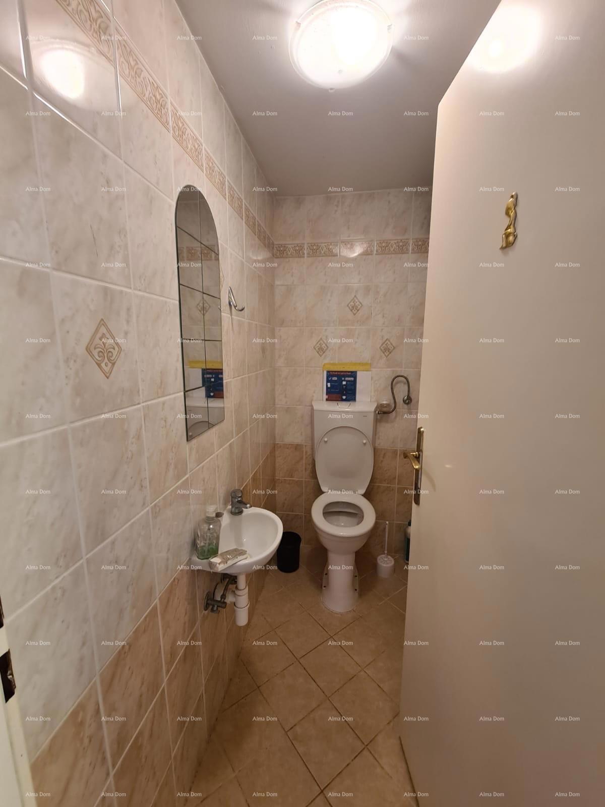 Premantura – Appartamento di 77 m² al piano terra con posto auto