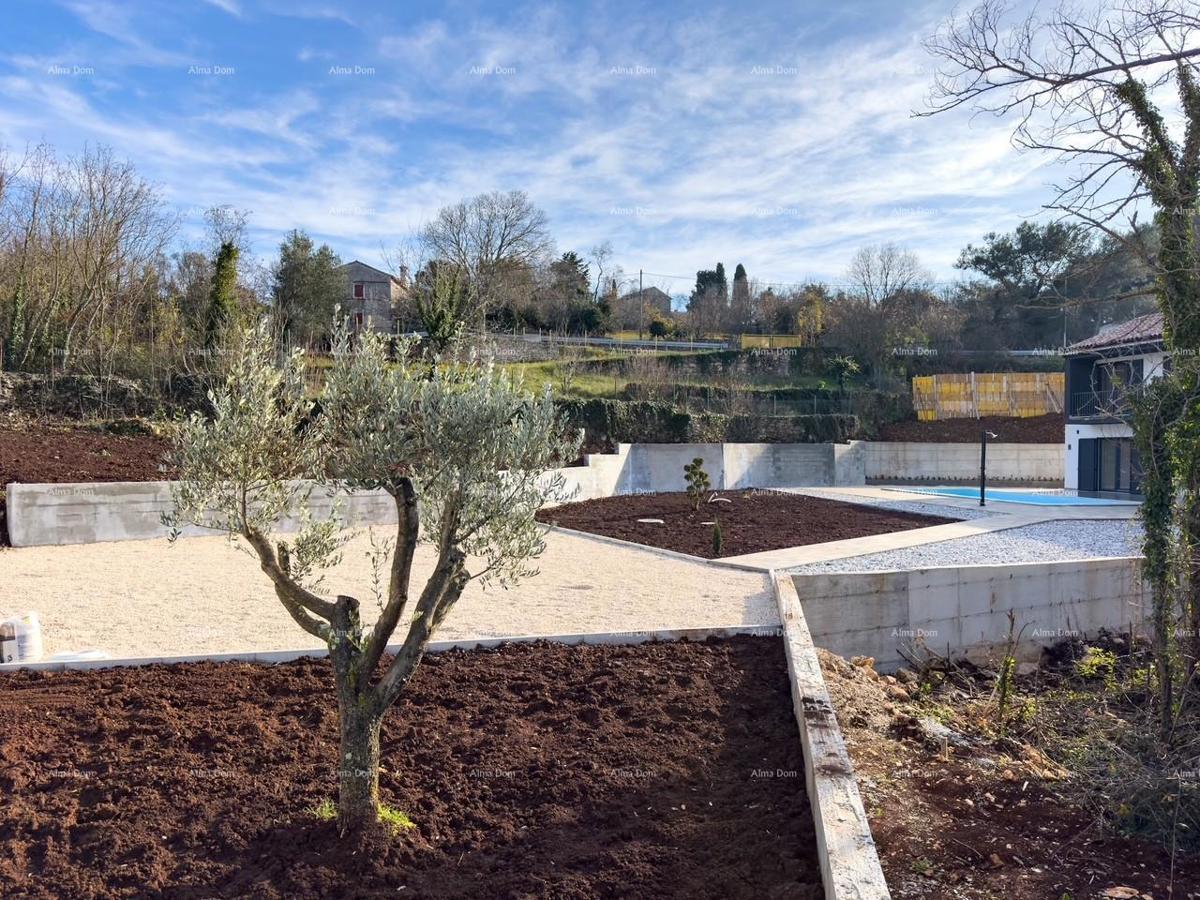 Vendita di una casa di nuova costruzione, arredata modernamente, con piscina, a Rakalj!