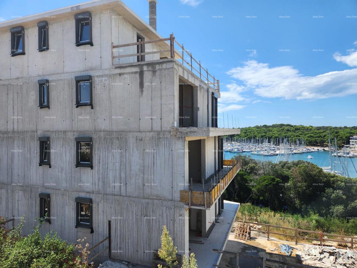 PULA Nuova Costruzione Veruda. Vista sul mare.