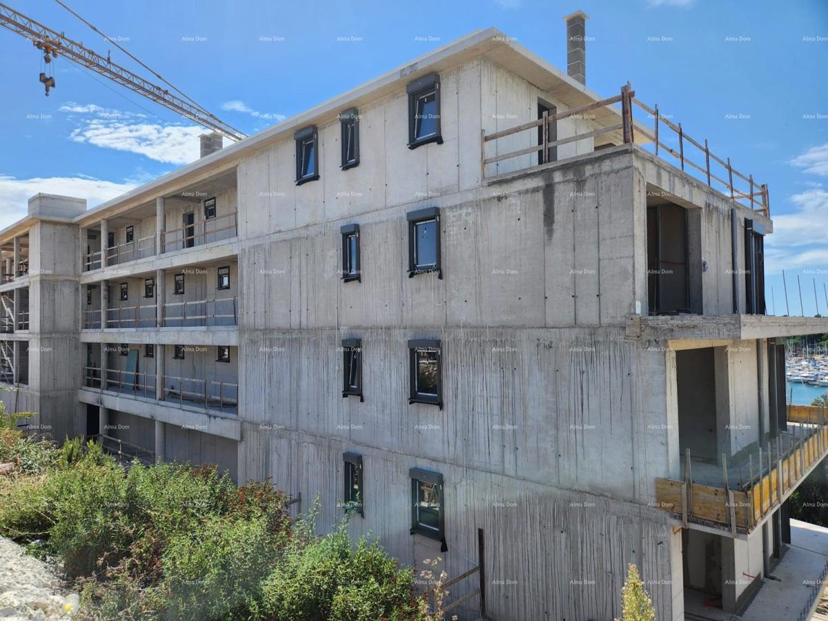 PULA Nuova Costruzione Veruda. Vista sul mare.