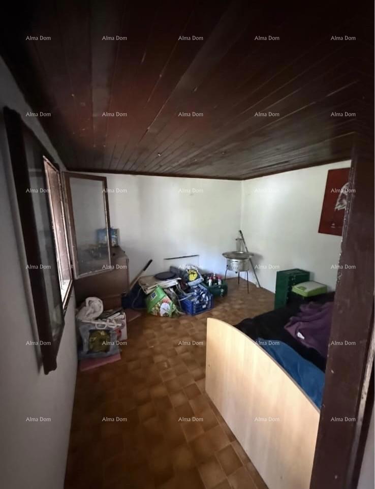 Vendita di due case legalizzate più piccole con terreno