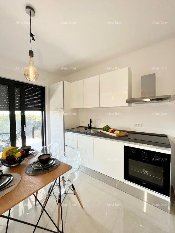 Moderna casa con piscina a Medulin, ideale per famiglie o investimenti!