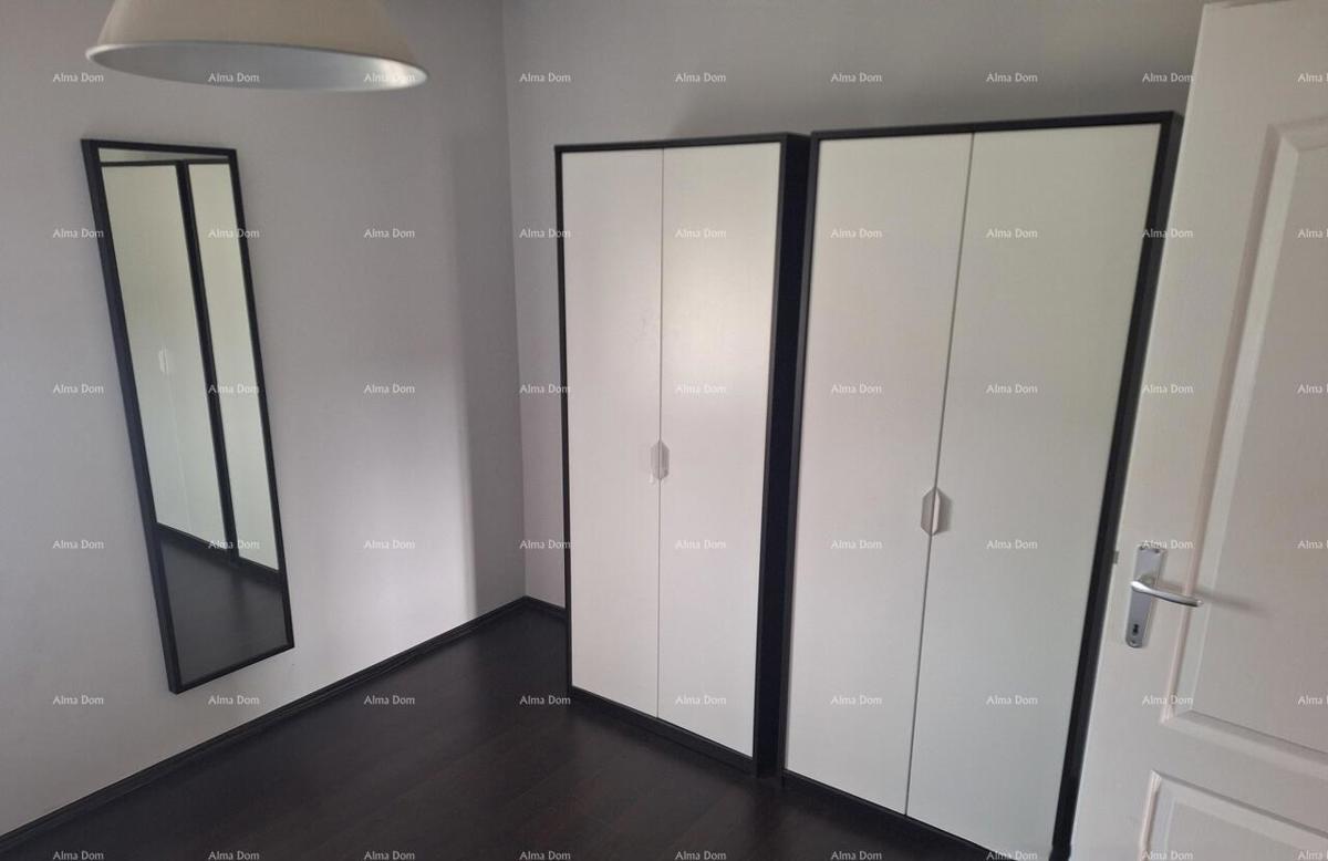 Vendita - Bell'appartamento arredato in un tranquillo quartiere vicino al mare, Umago!