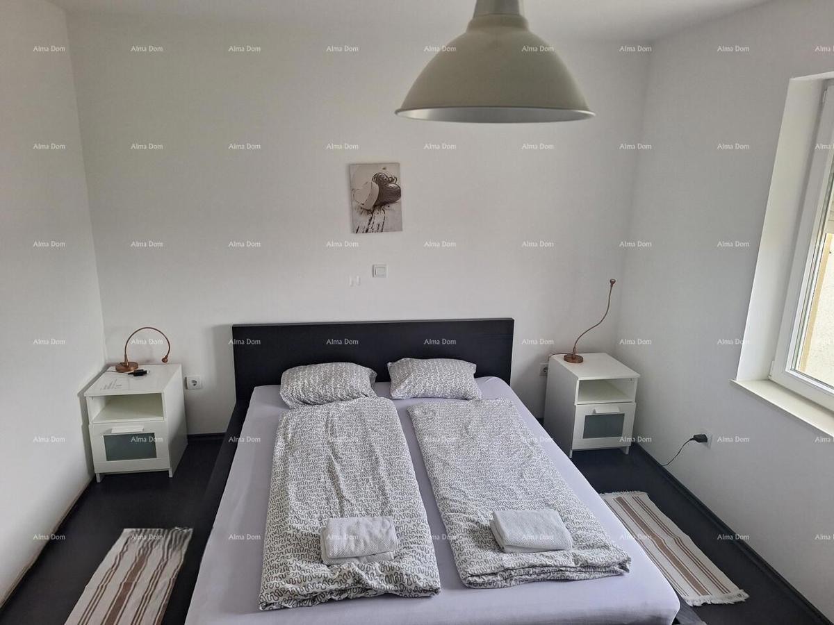 Vendita - Bell'appartamento arredato in un tranquillo quartiere vicino al mare, Umago!