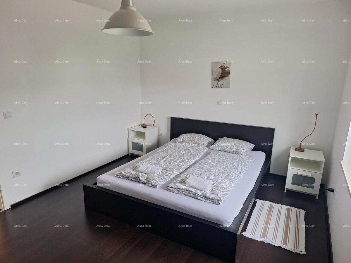 Vendita - Bell'appartamento arredato in un tranquillo quartiere vicino al mare, Umago!