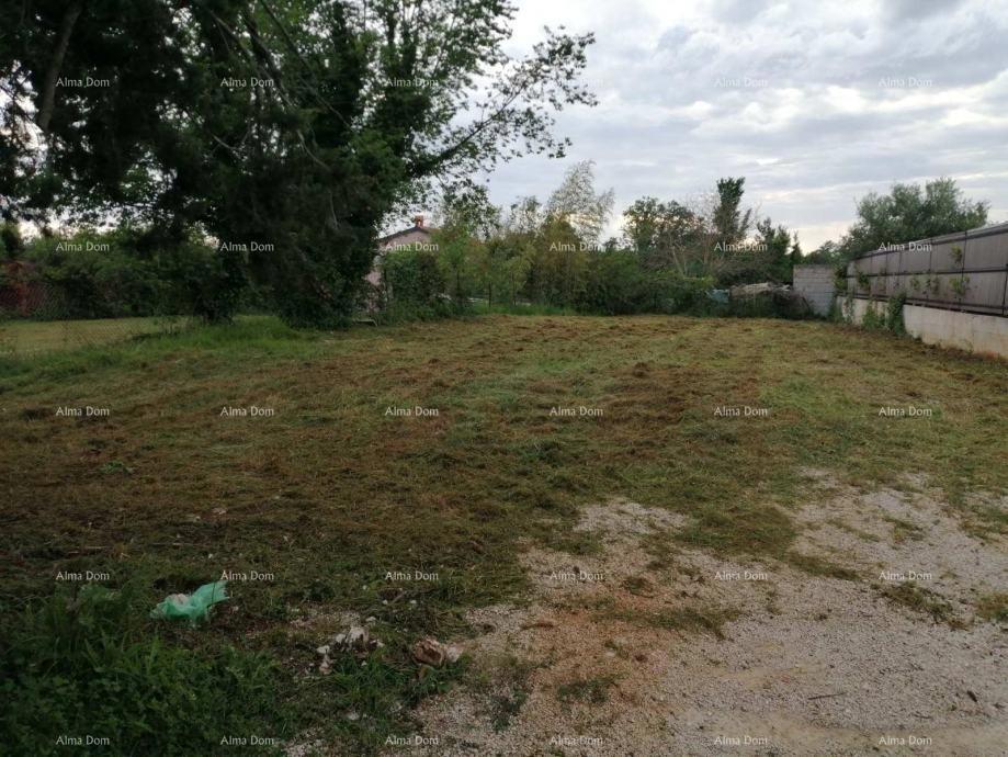 Marčana, Terreno con edificio accessorio, 2 km dal mare