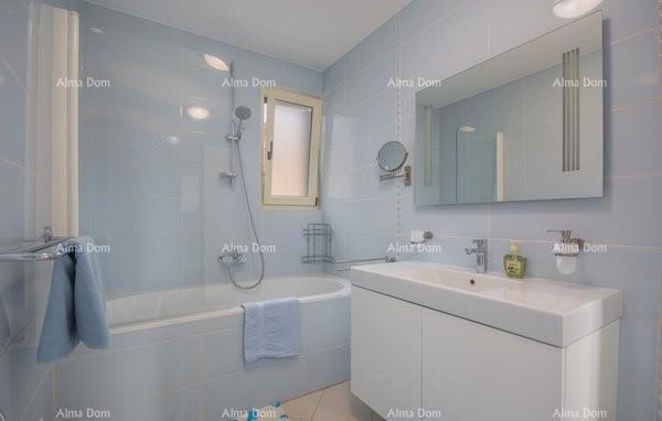 Casa a Novigrad con piscina e sauna, 1000 m dal mare