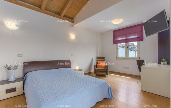 Casa a Novigrad con piscina e sauna, 1000 m dal mare