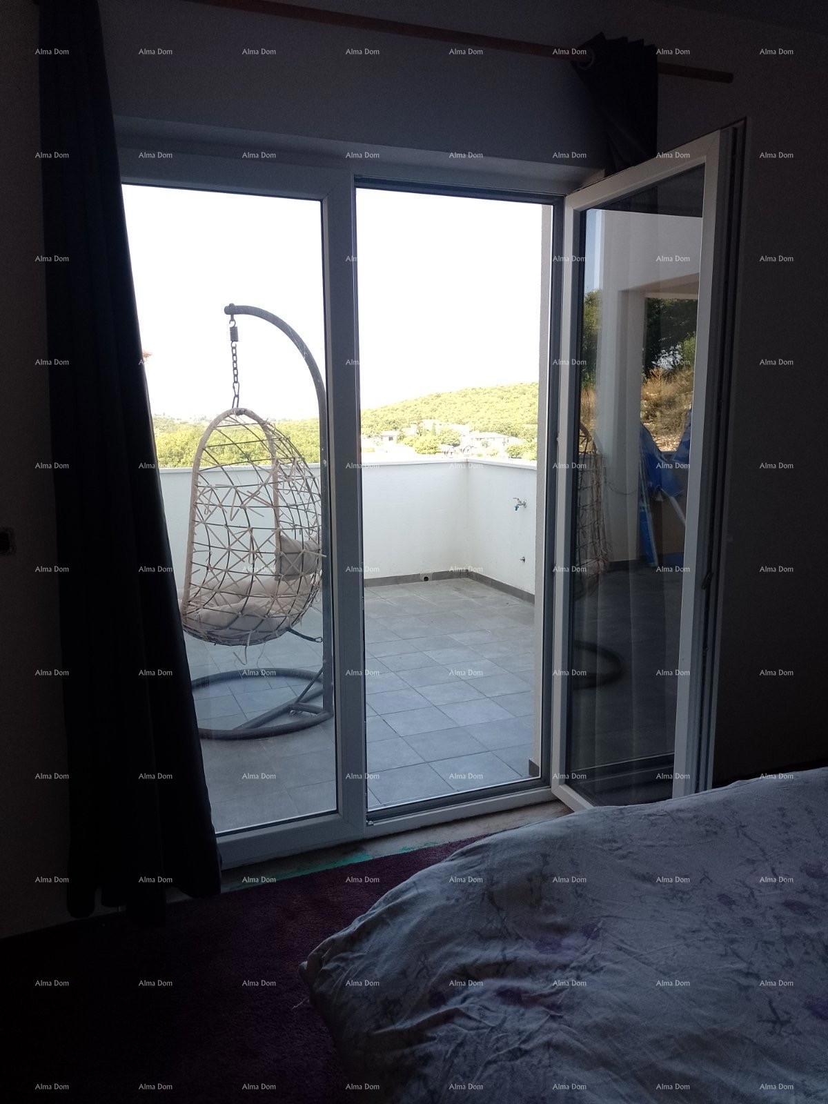 Vendiamo una splendida casa, Villaggio di Rovigno