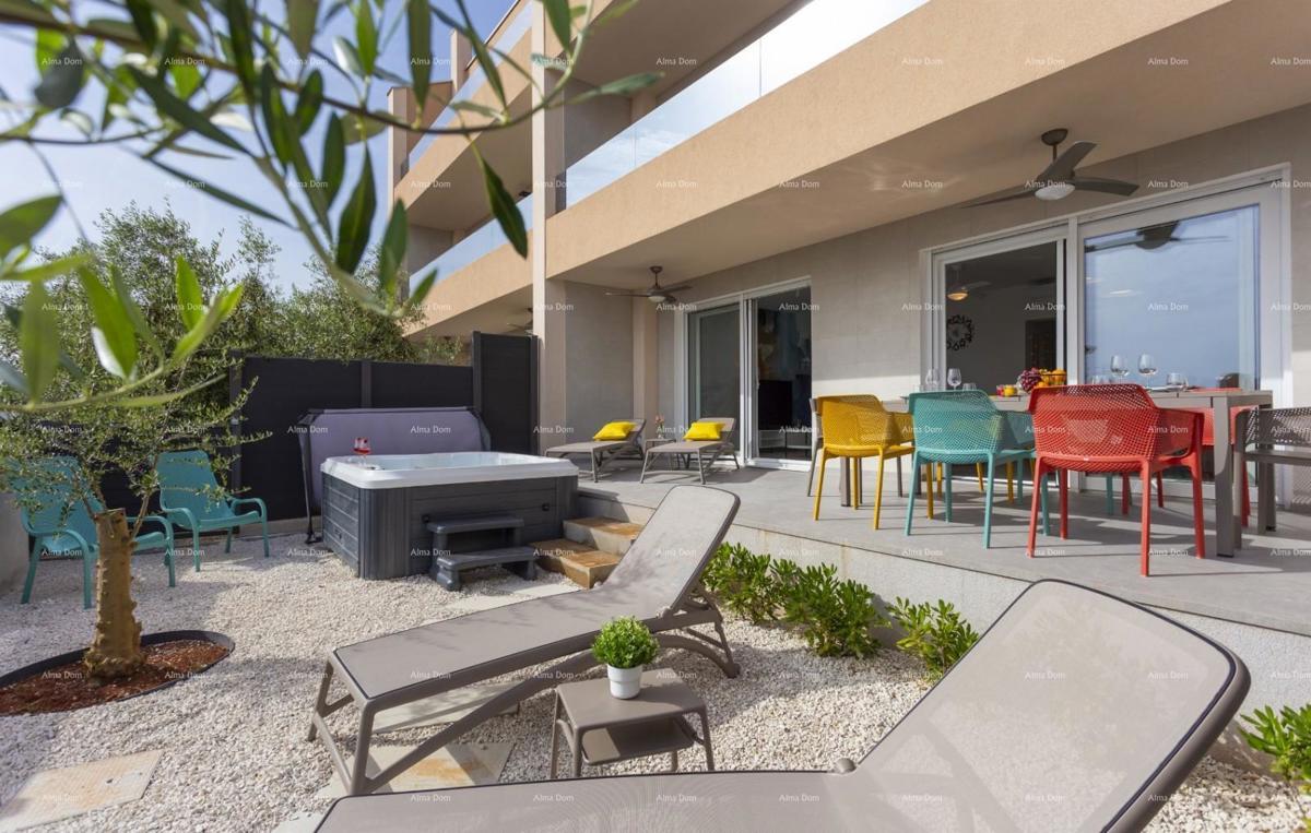 Casa moderna a Medulin, 800 m dal centro e 150 m dal mare – ideale per famiglie o come investimento!