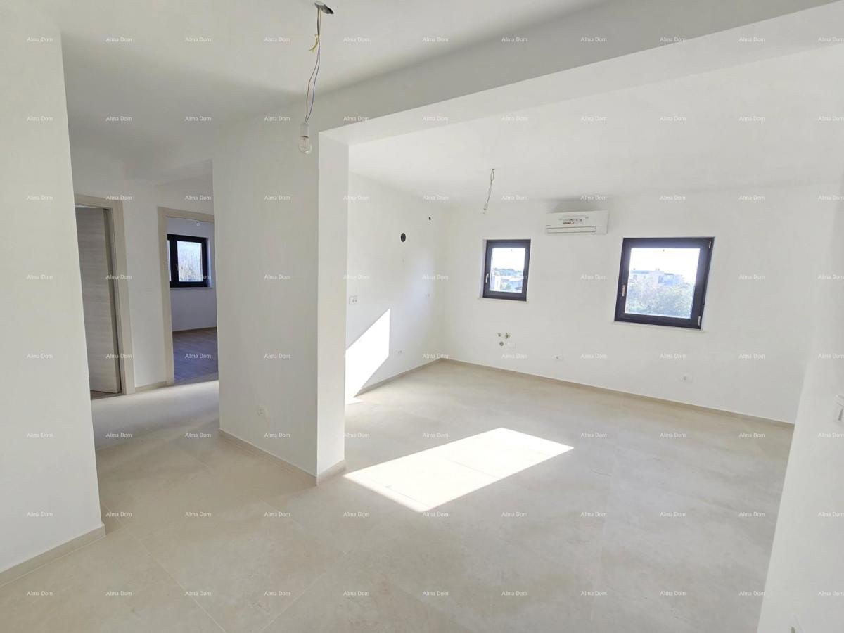 Attico in un nuovo edificio vicino al mare