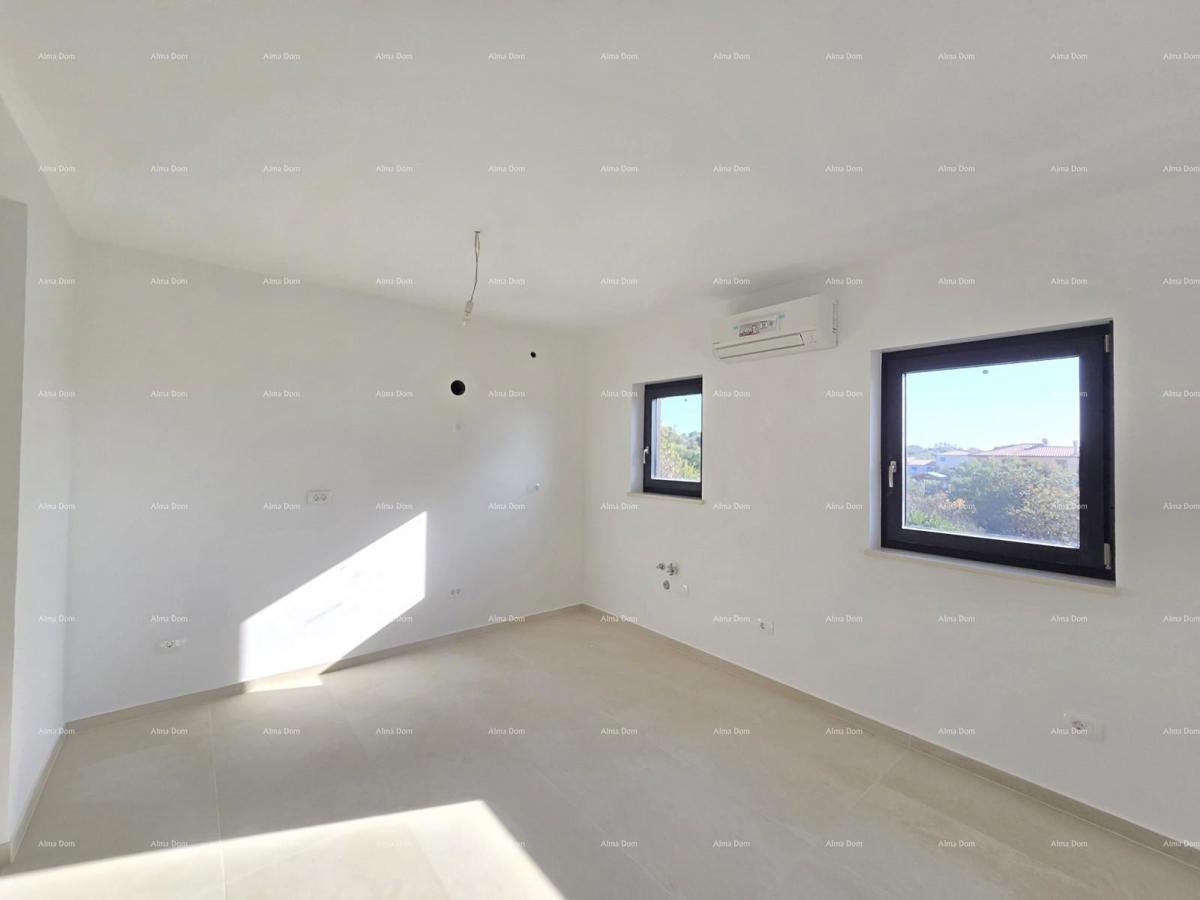 Attico in un nuovo edificio vicino al mare