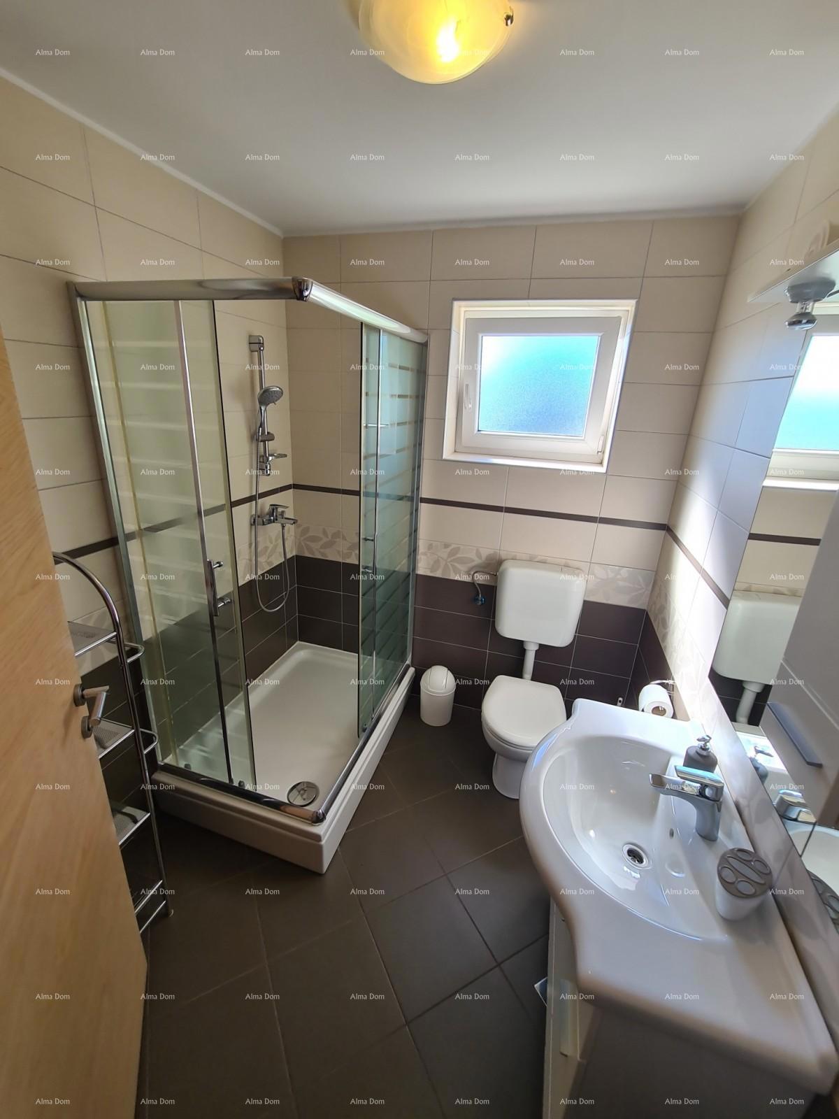 Medolino! Casa con 6 unità abitative separate!