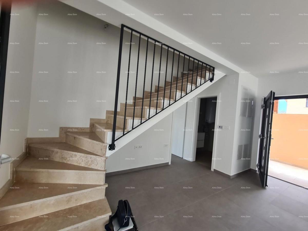 Casa con piscina in vendita -Svetvinčenat