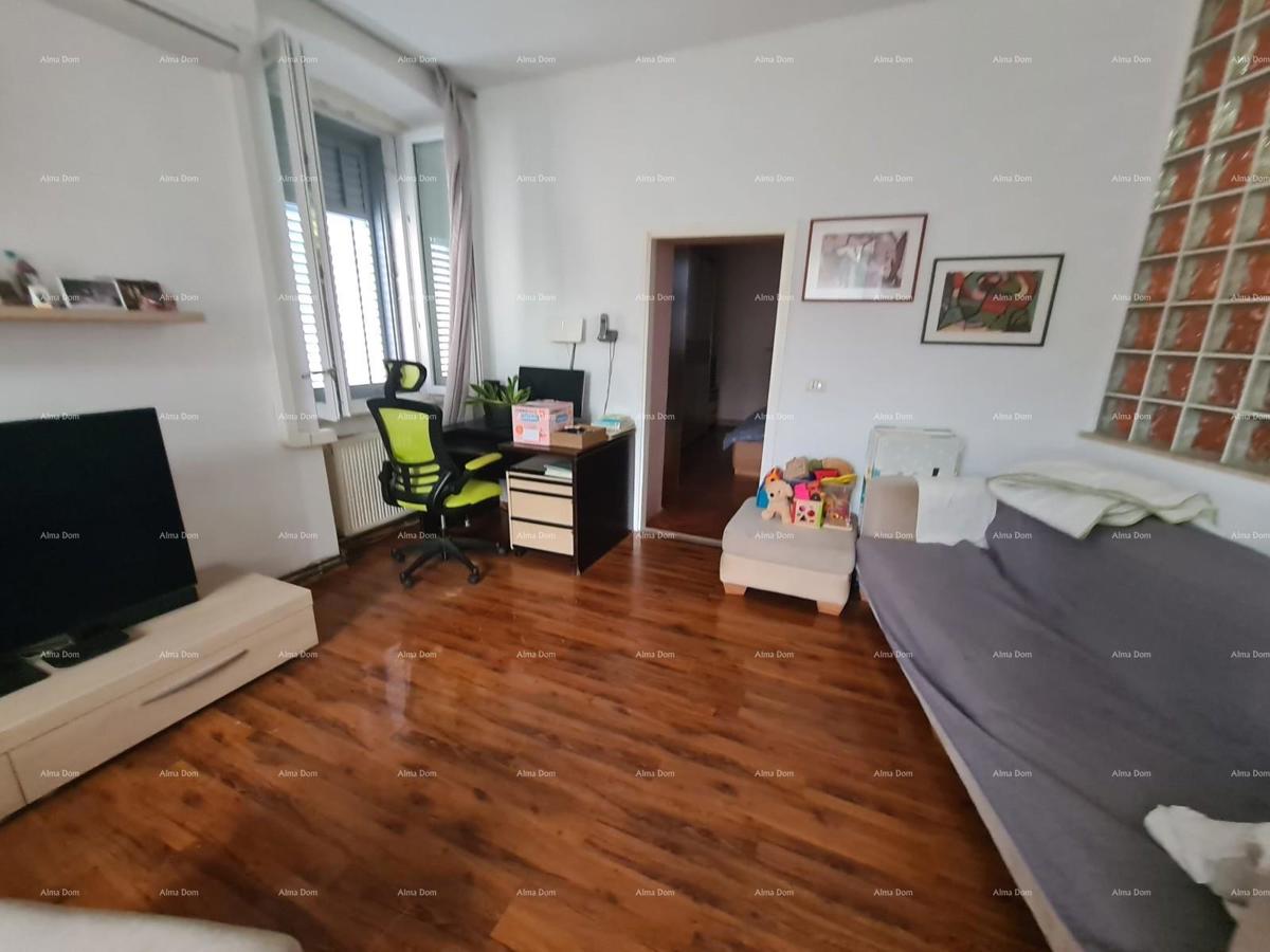 Appartamento trilocale di 81 m², Pula Veruda
