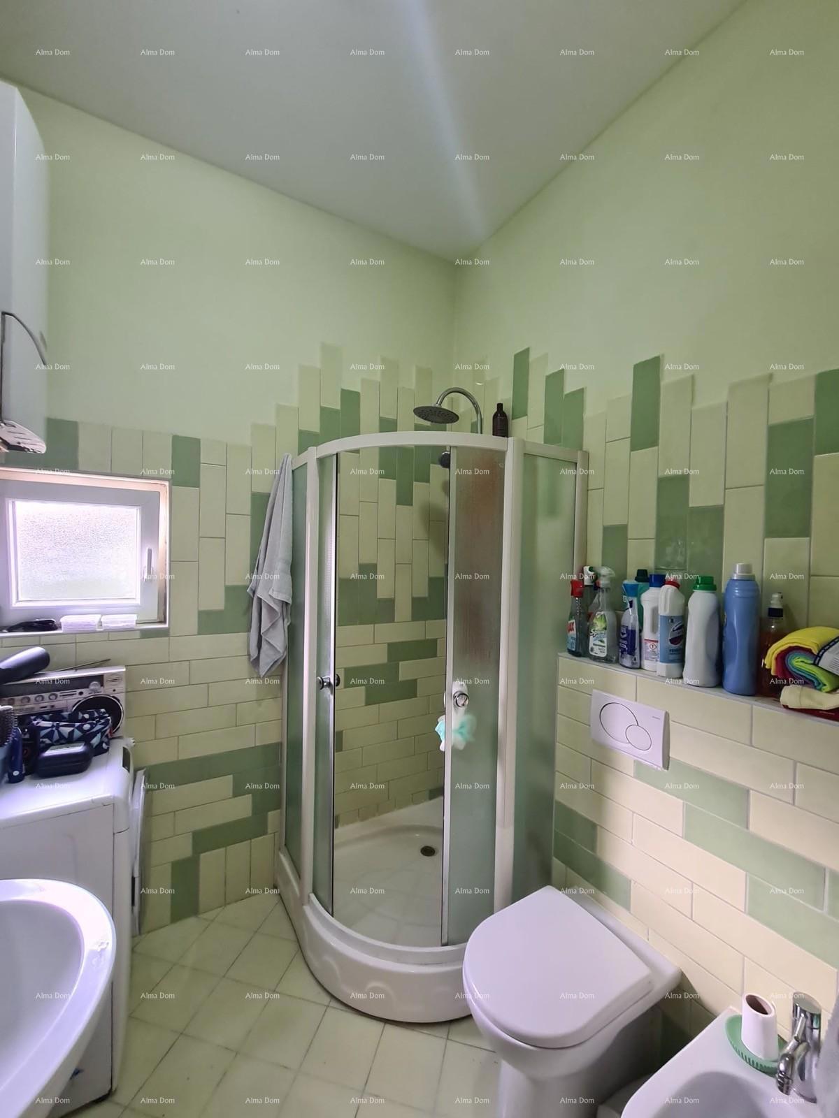 Appartamento trilocale di 81 m², Pula Veruda