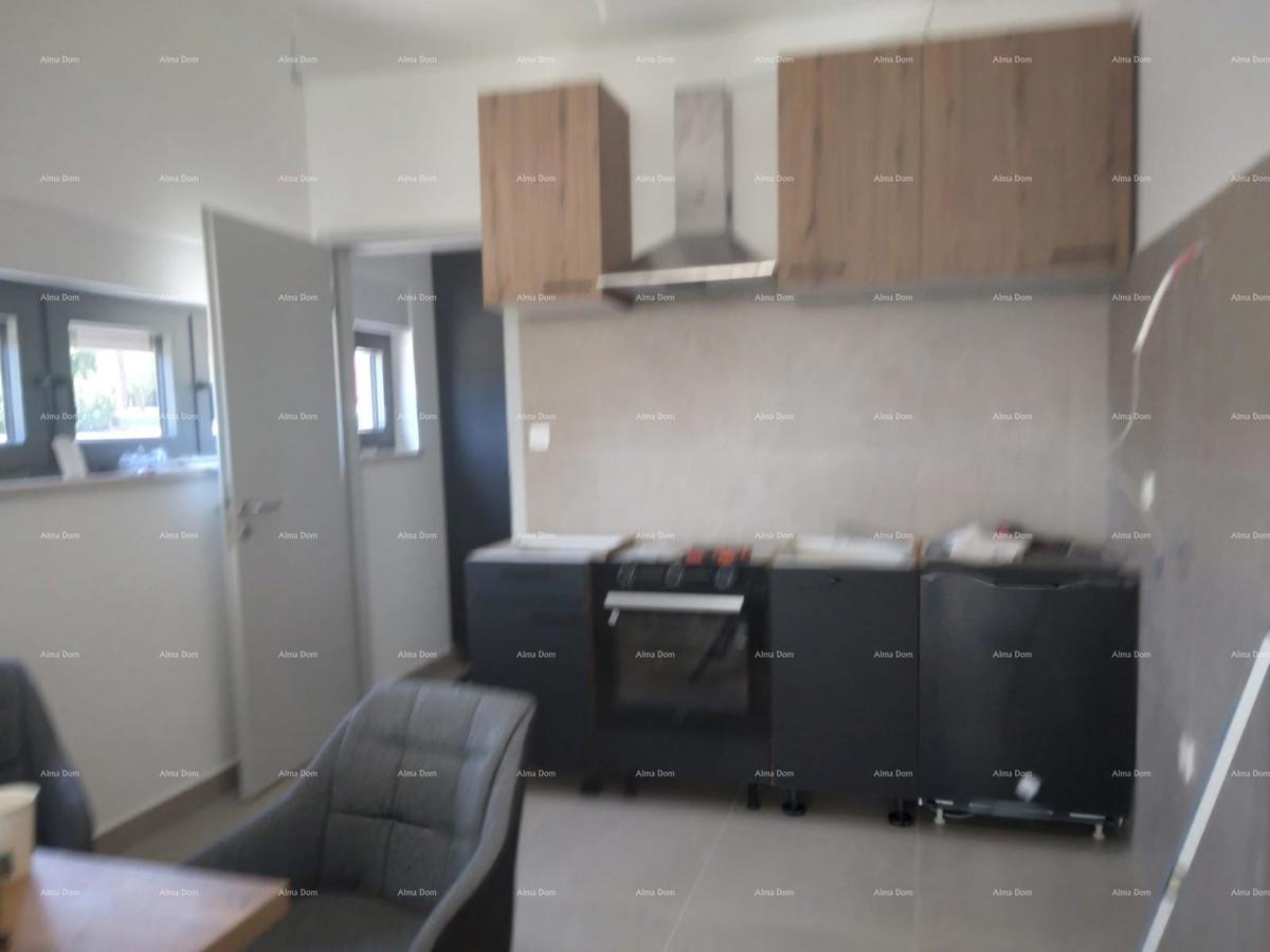 Nuovo complesso residenziale moderno, Rovigno! Appartamento su due livelli con posto auto e garage!