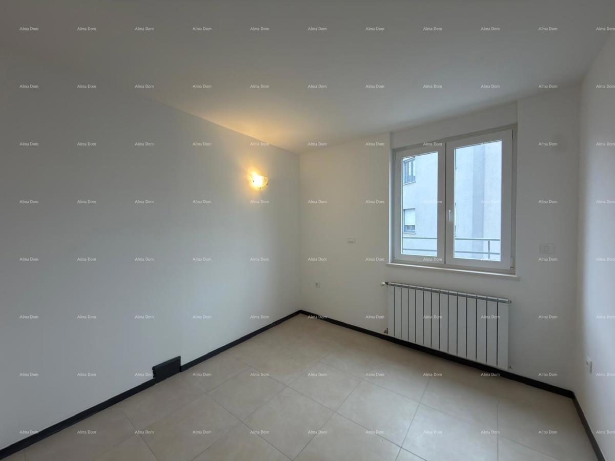 Posizione top! Vendita di un appartamento nelle immediate vicinanze del centro città, Pola!