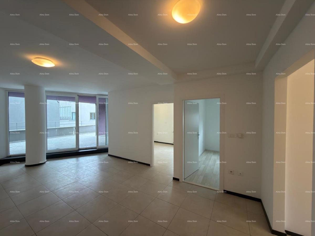 Posizione top! Vendita di un appartamento nelle immediate vicinanze del centro città, Pola!