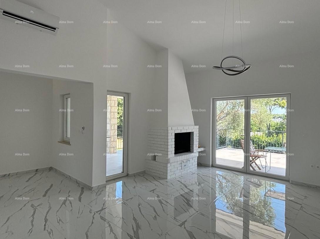 UMAG – Casa con piscina e tre appartamenti separati