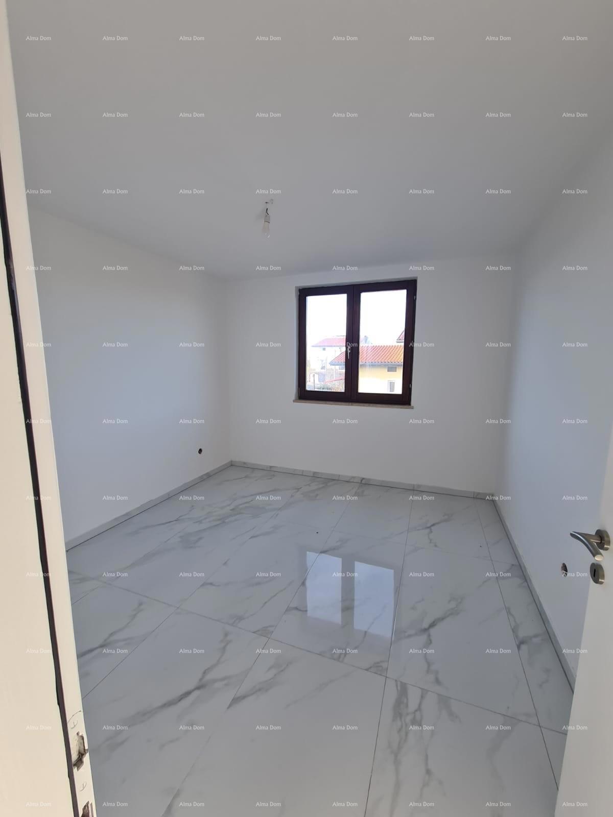 Poreč – casa familiare con due unità abitative