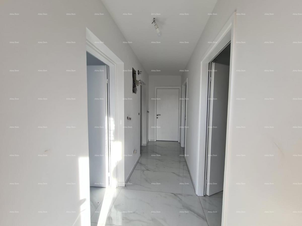 Poreč – casa familiare con due unità abitative