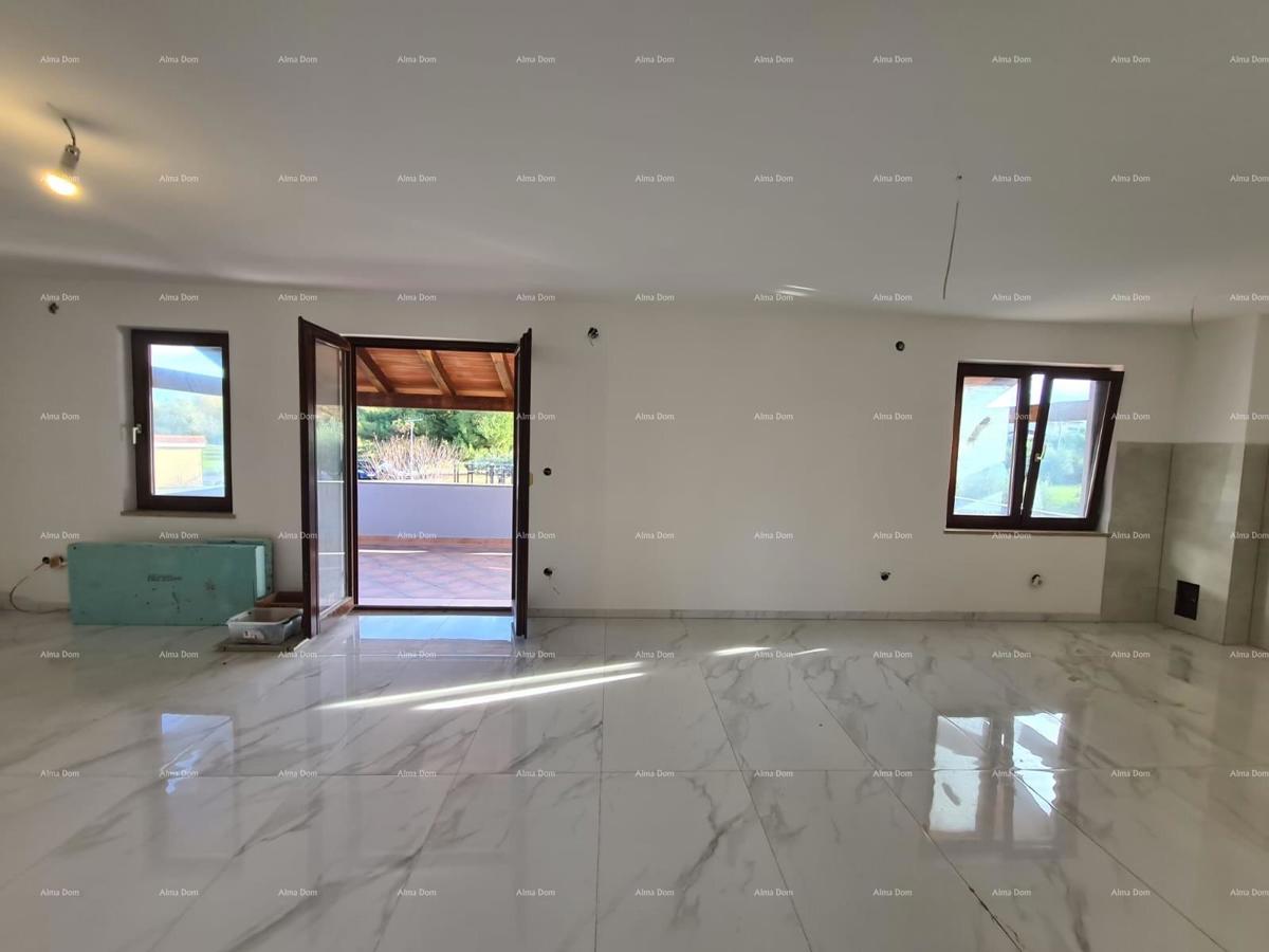 Poreč – casa familiare con due unità abitative