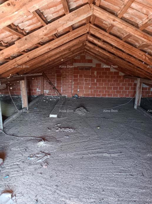 Poreč – casa familiare con due unità abitative