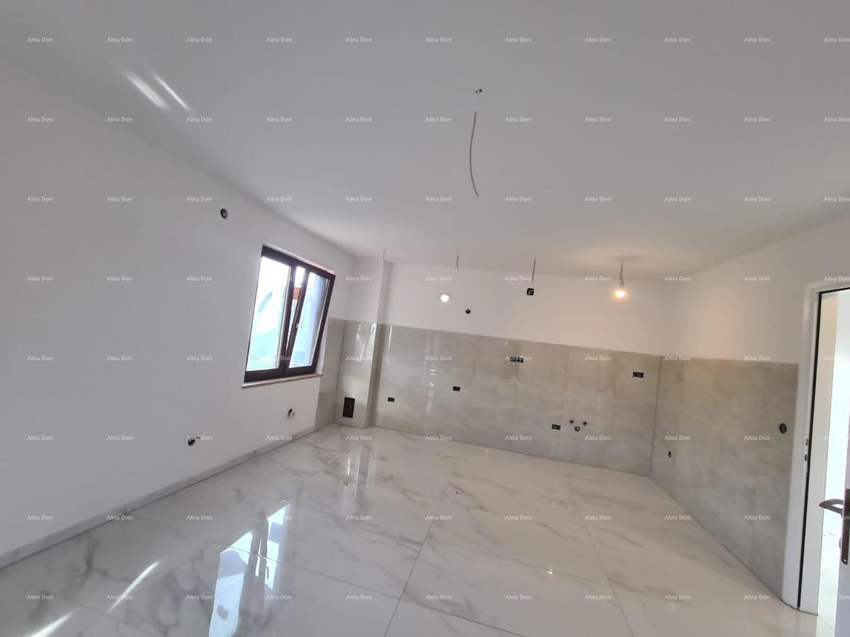 Poreč – casa familiare con due unità abitative