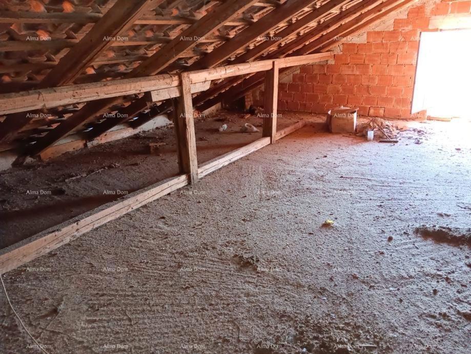 Poreč – casa familiare con due unità abitative