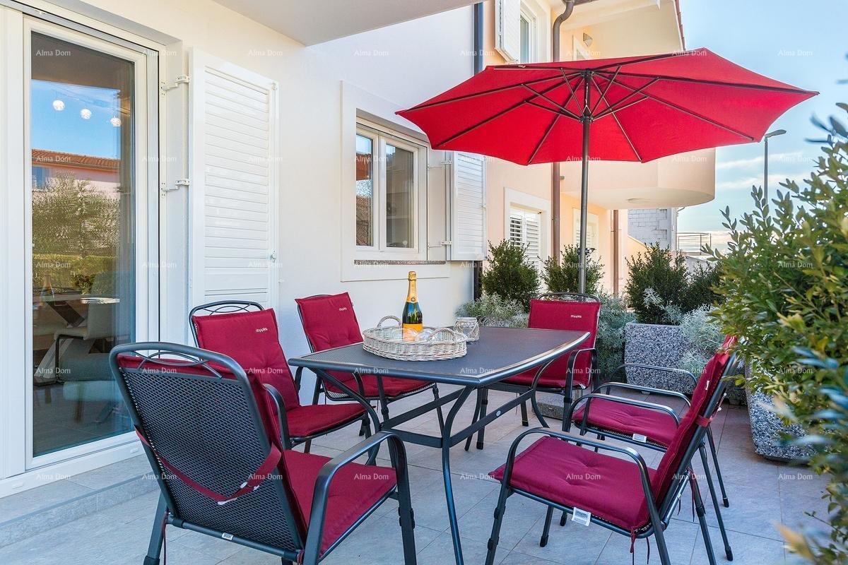 Medulin – casa con 2 appartamenti, a 100 m dalla spiaggia