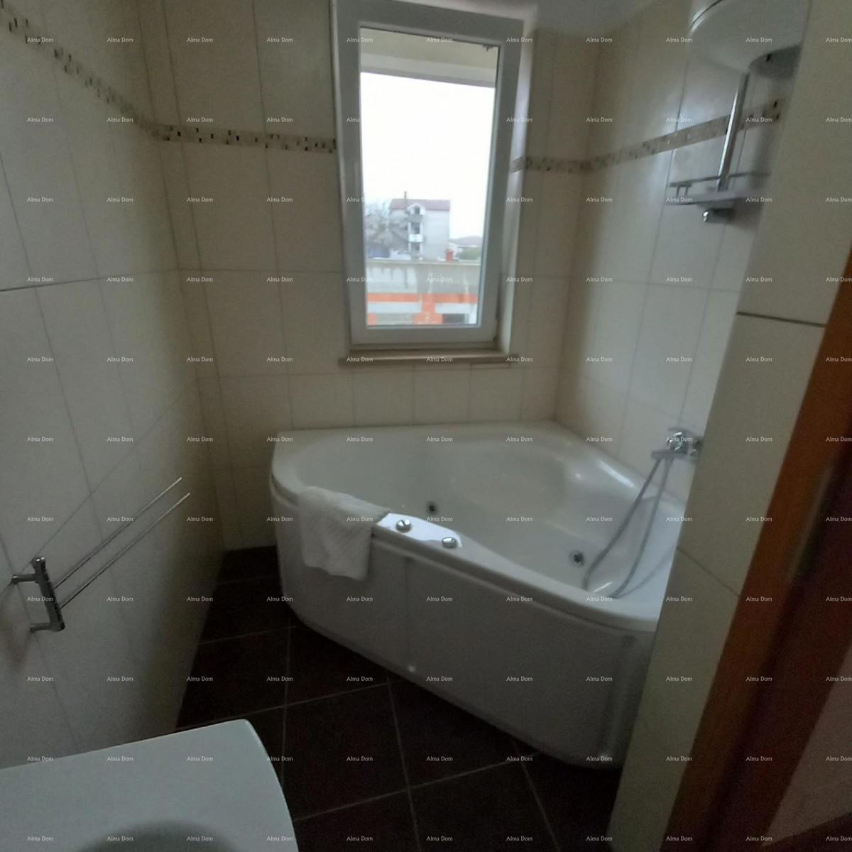 IN VENDITA – Casa con due appartamenti separati, Premantura