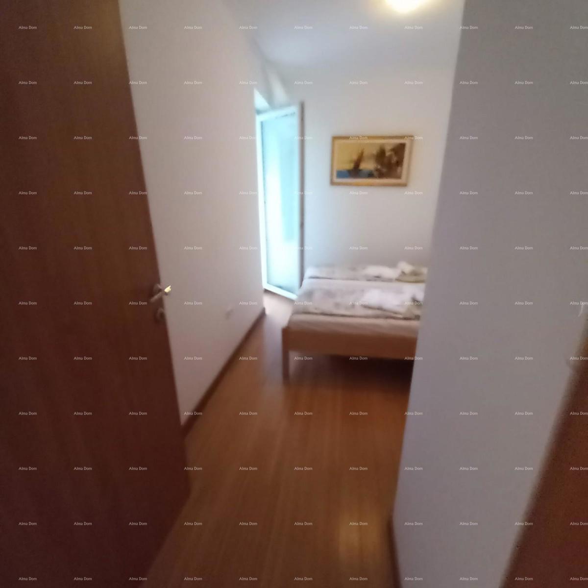 IN VENDITA – Casa con due appartamenti separati, Premantura