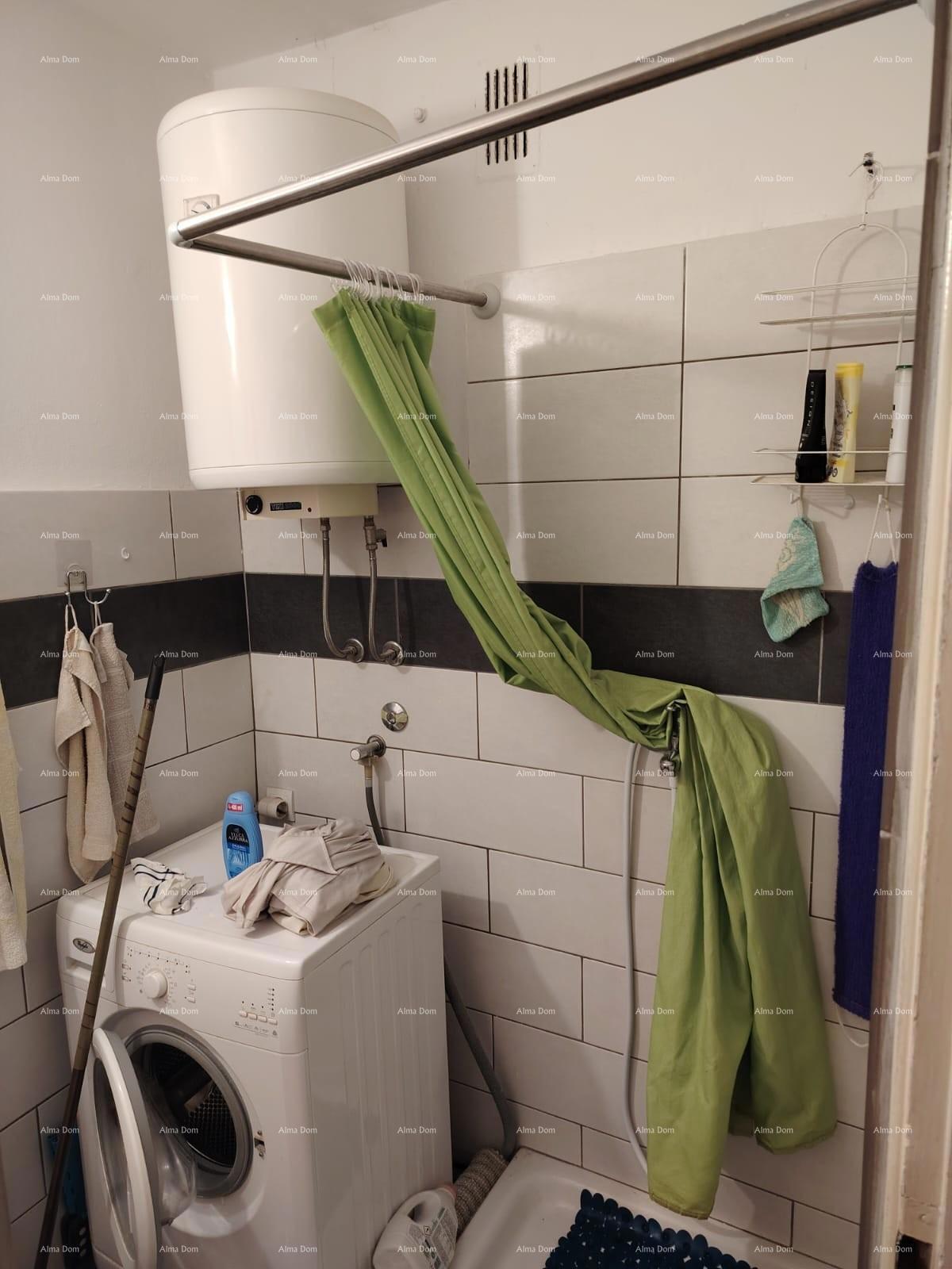 Eccellente opportunità! Vendita di un appartamento da ristrutturare, Stoja, Pola!