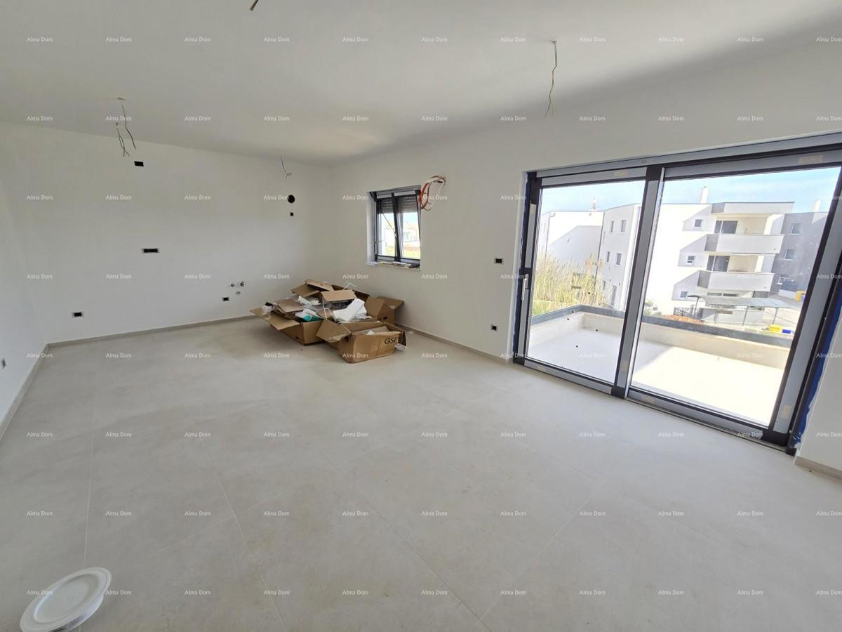 Penthouse con garage e posto auto