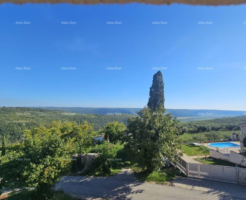 Istriana casa in pietra con vista mare – Buja