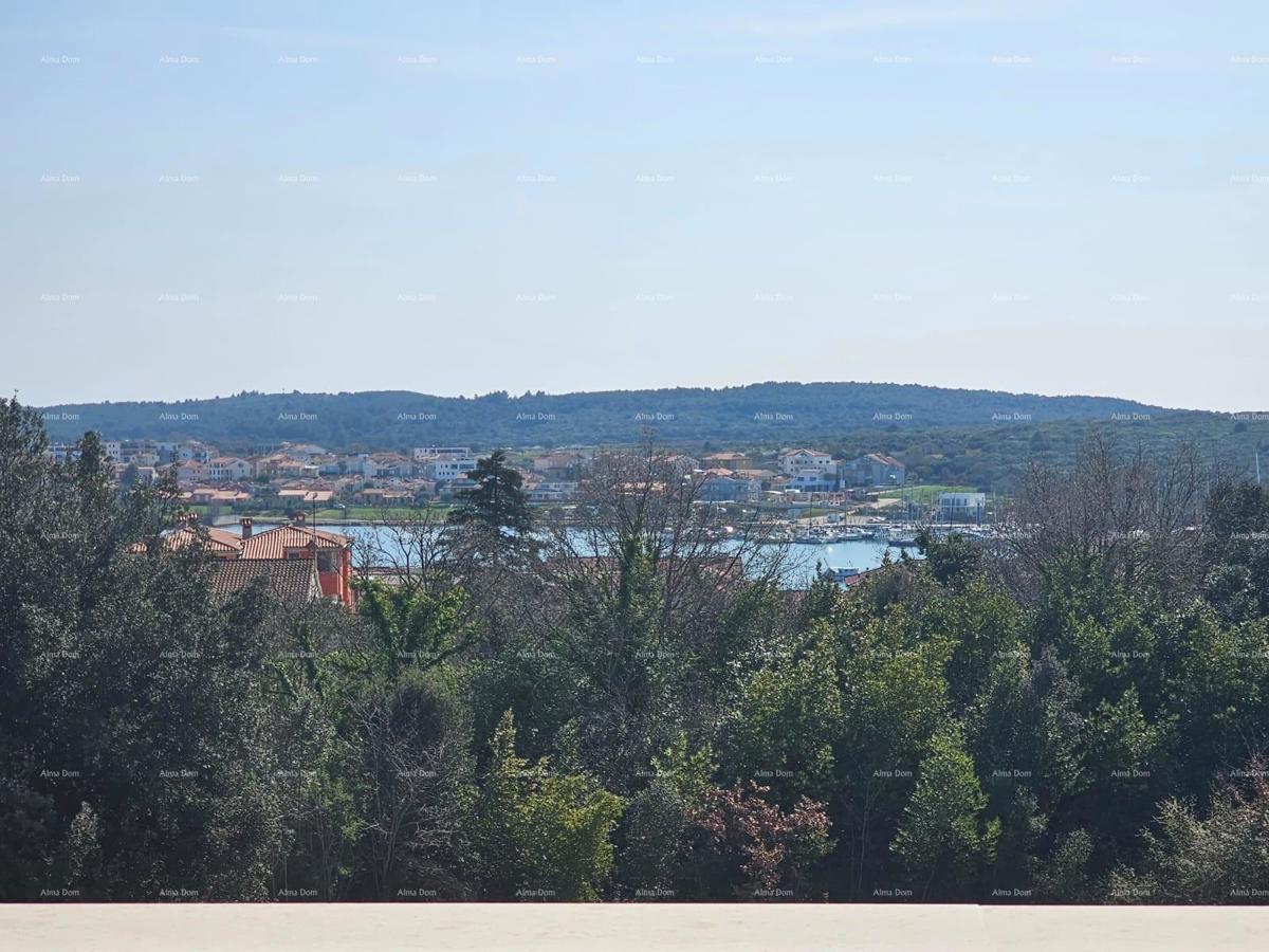 BANJOLE - spaziosa casa con diverse unità abitative e ulteriore terreno edificabile