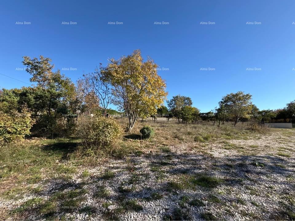 Terreno edificabile con permesso di costruzione definitivo – Barban