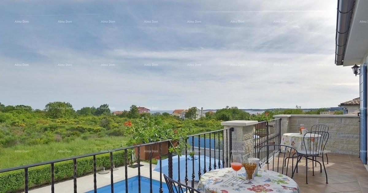 Vendita di bellissime ville con piscina in una posizione attraente, Pošesi, Medolino!  Community Verified icon