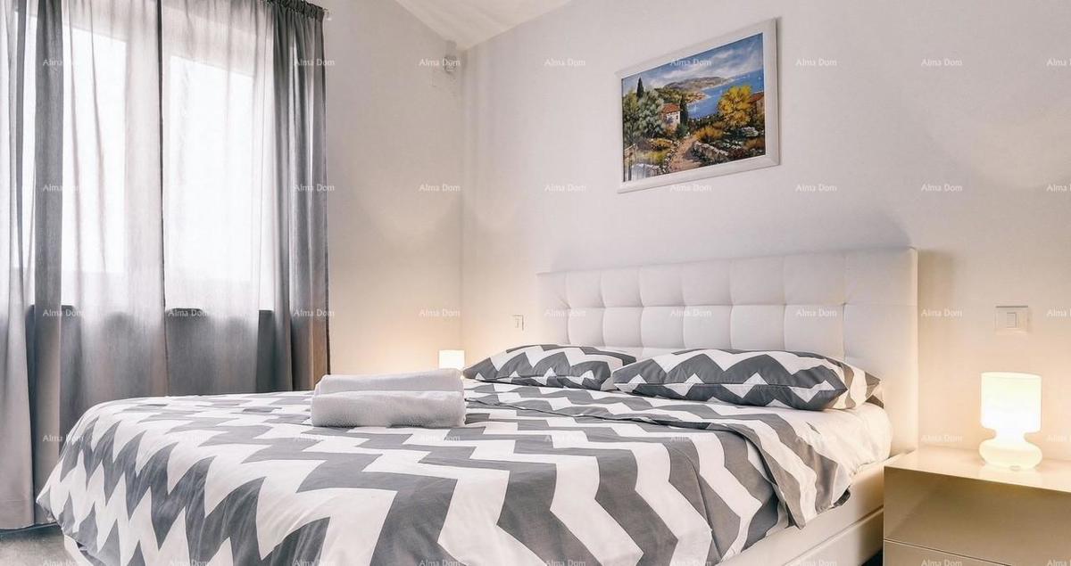 Vendita di bellissime ville con piscina in una posizione attraente, Pošesi, Medolino!  Community Verified icon