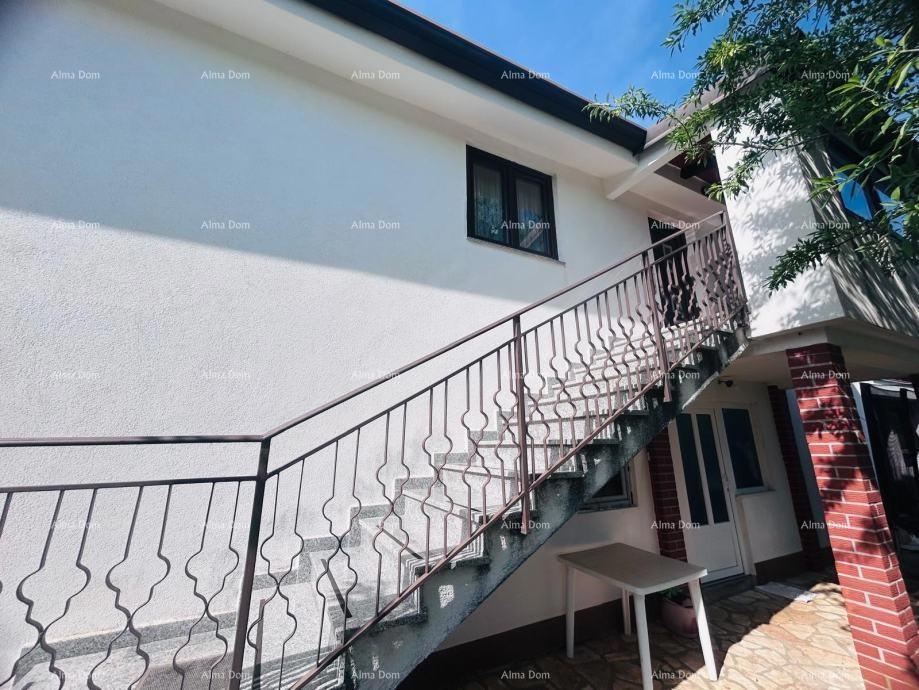 Buje – Casa indipendente con uliveto e terreno edificabile