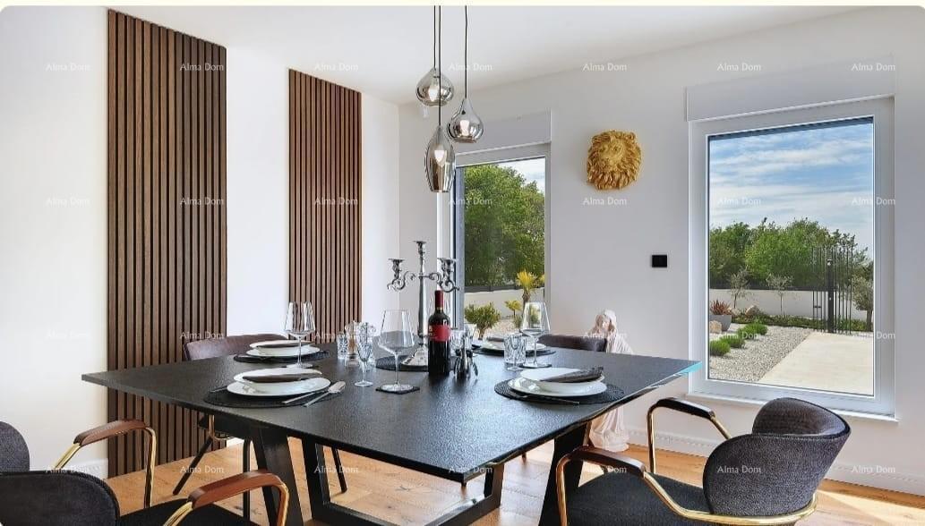 Meravigliosa casa moderna con piscina e garage, Krnica! Pronta per essere abitata subito!