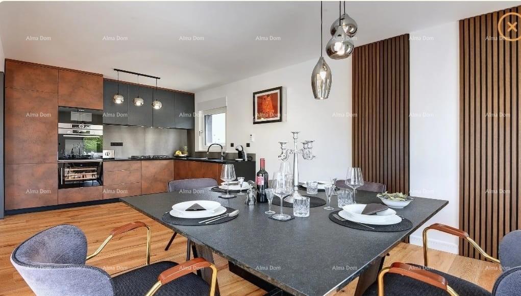 Meravigliosa casa moderna con piscina e garage, Krnica! Pronta per essere abitata subito!