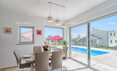 Bella villa in vendita, Marčana