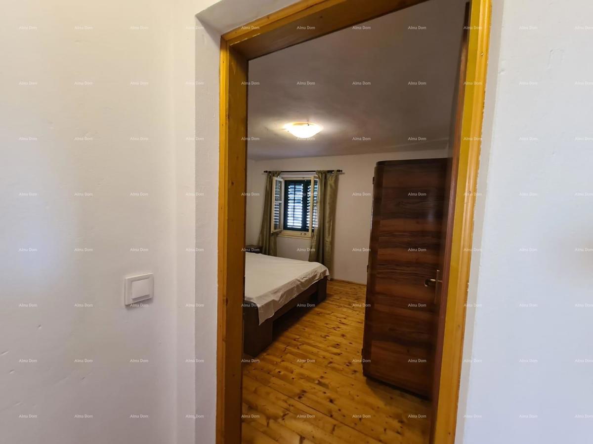 Vendita! Due case ristrutturate in Istria a Marčana.