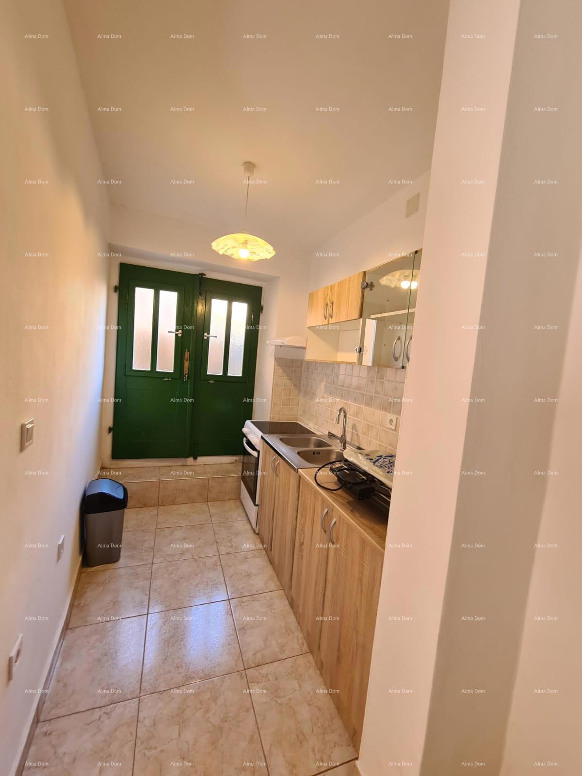 Vendita! Due case ristrutturate in Istria a Marčana.