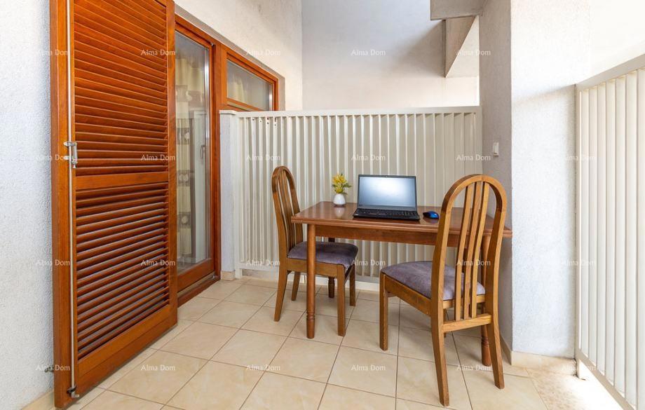 Rovigno – Appartamento con 2 camere da letto e posto auto in garage