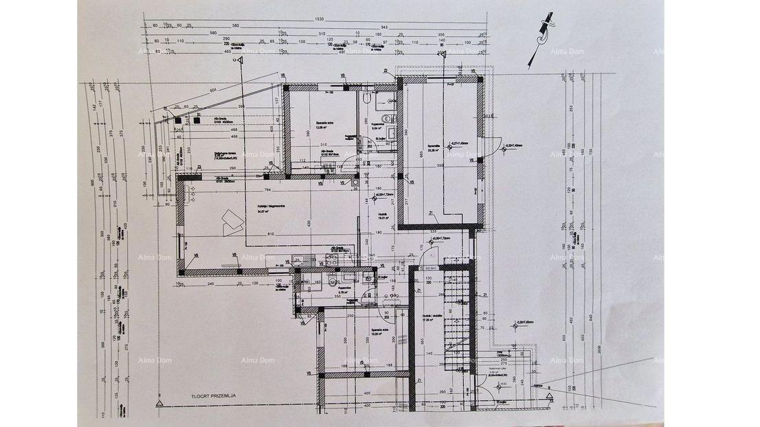 Ampio appartamento a Fažana, vicino al centro e al mare, perfetto per vivere o per una vacanza!