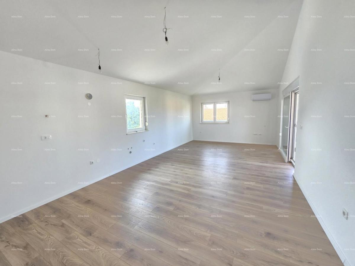 Ampio appartamento a Fažana, vicino al centro e al mare, perfetto per vivere o per una vacanza!