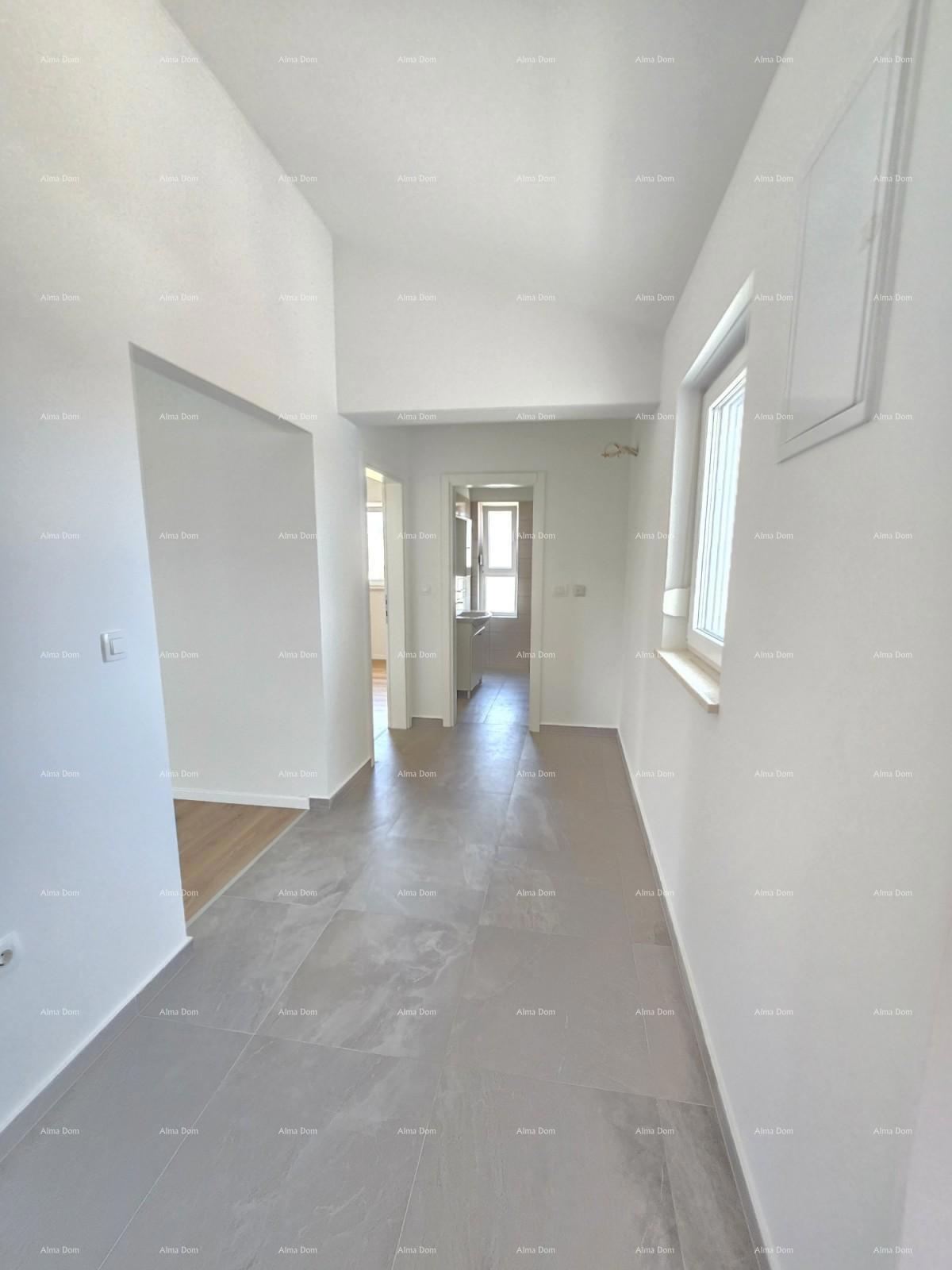 Ampio appartamento a Fažana, vicino al centro e al mare, perfetto per vivere o per una vacanza!